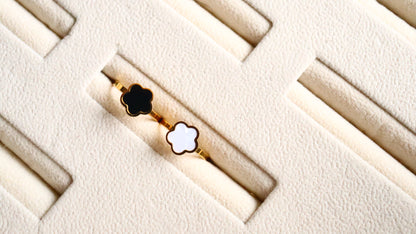 Gold Line Flower Ring