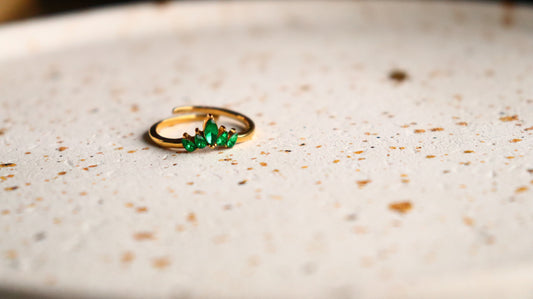 Green Queen Ring
